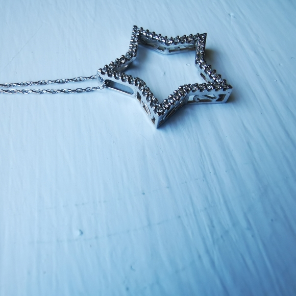 Charm Diamond Necklaces - Picture 5 of 5